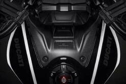 Ducati Tank Cover Carbon Diavel V4
